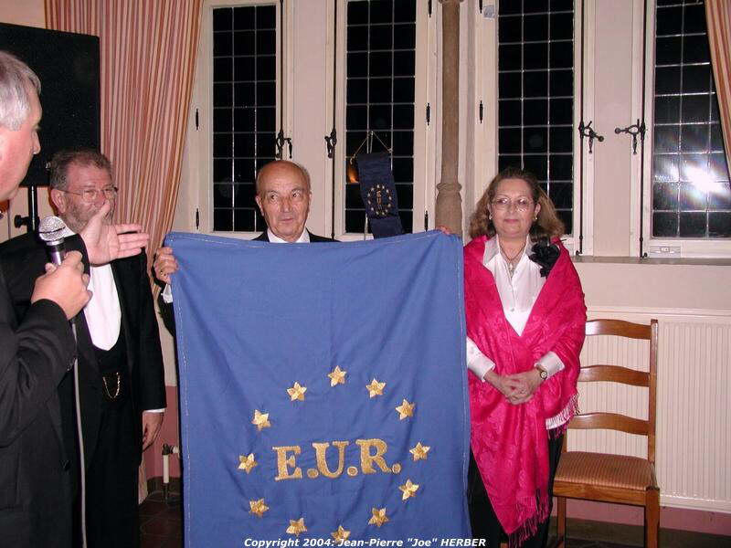 eur041002067